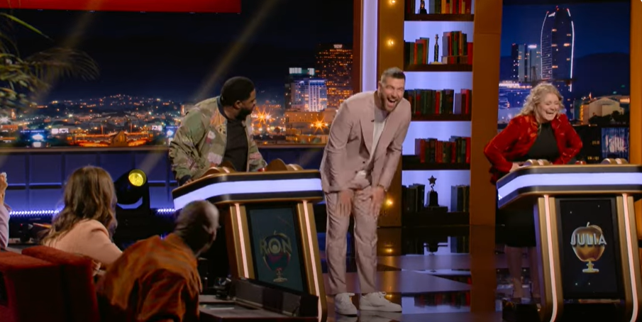 Travis Kelce Hosts in ‘Are You Smarter Than a Celebrity?’ Trailer