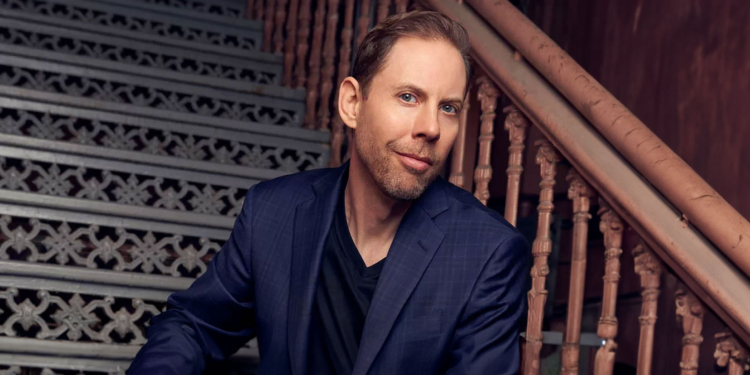 Win Ryan Hamilton Comedy Tickets