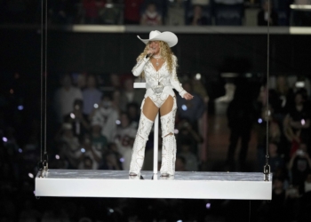 Beyoncé Teases A Big Announcement On The Way After Her Christmas Day NFL Half Time Show