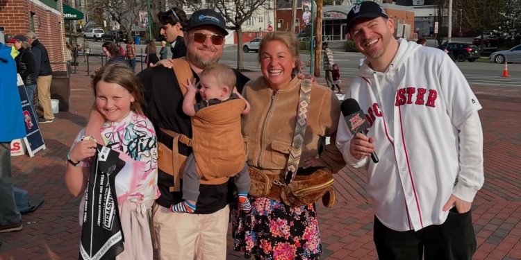 Hot Radio Maine Goes Live at Hadlock with Joe Bornstein