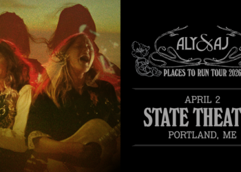 Aly & AJ in Portland