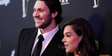 Hailee Steinfeld & Josh Allen Are Expecting First Baby Together