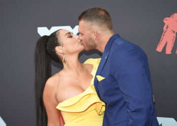 Jenni “JWoww” Farley & Zack Carpinello Have Surprise Wedding